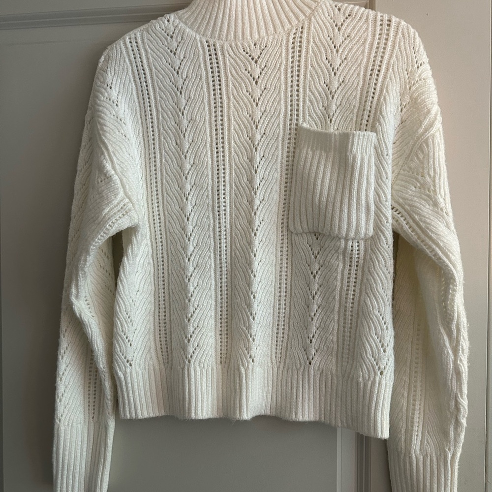 Evereve White Sweater